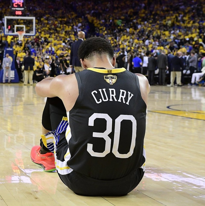 库里复出关键节点：5v5对抗训练或定命运